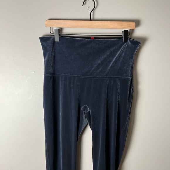 Spanx Size 1X Velvet Navy Leggings Women's Tummy Control - Picture 2 of 6